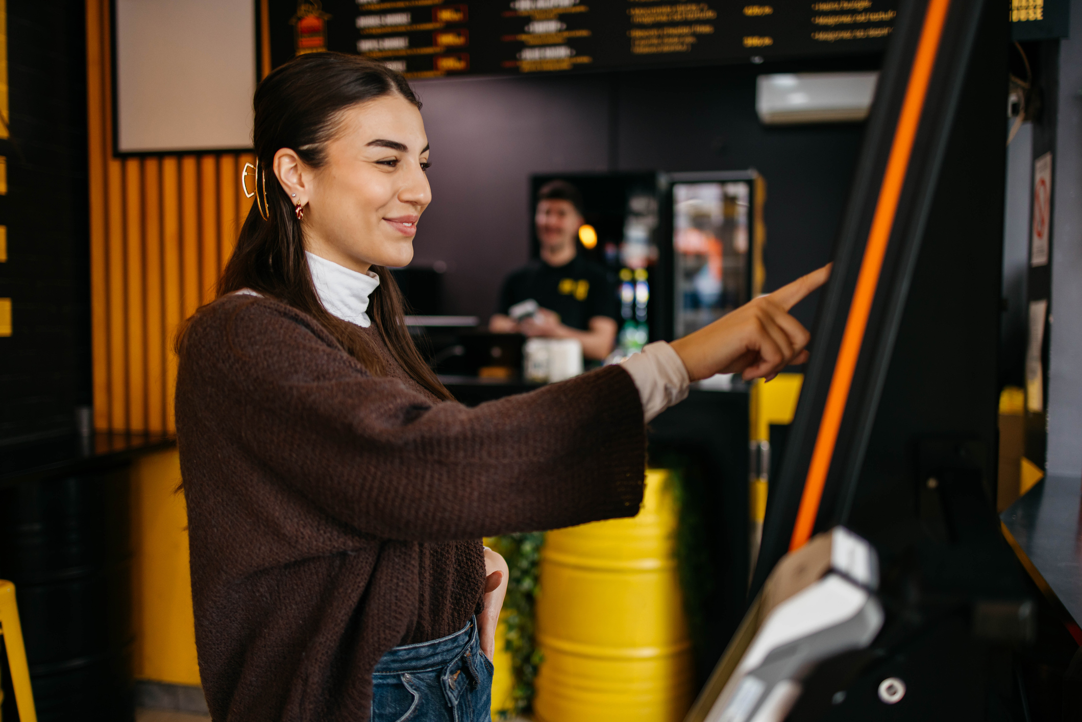 MAINTAIN AND INSTALL POS technology in warner robins Georgia for quick service restaurants 